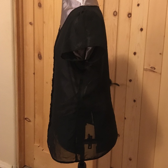 ❤️ Sheer Lace Ruffle Blouse - Picture 5 of 10